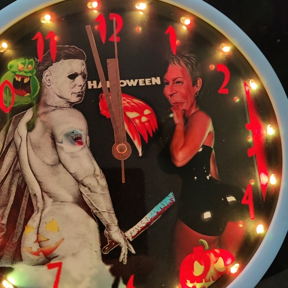 Michael Myers Halloween led clock - Picture 5 of 7